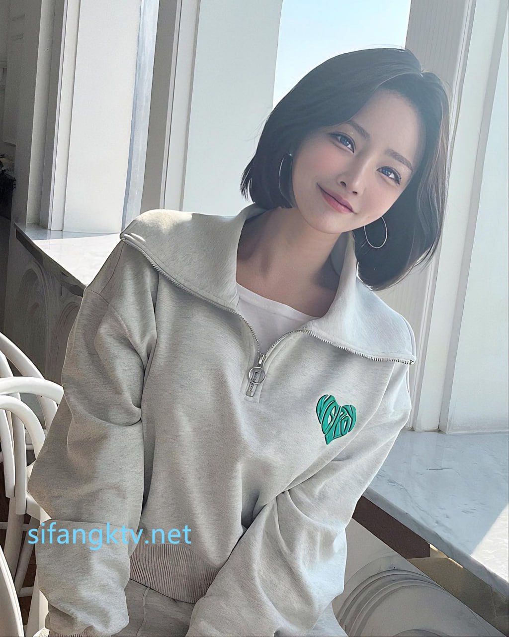 和继妹在父母的床上后入中出